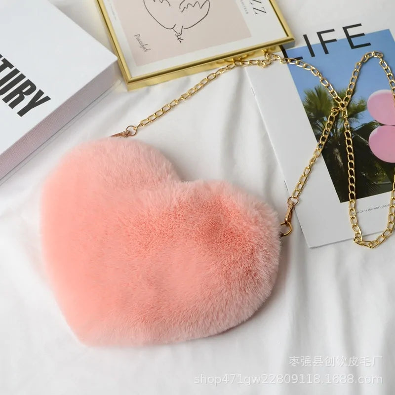 Women's Heart Shaped Faux Fur Crossbody Wallet